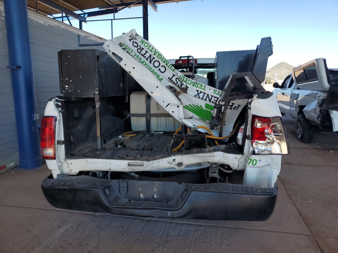 2022 Ram 1500 Classic Tradesman VIN: 3C6JR6DG0NG330400 Lot: 85256415