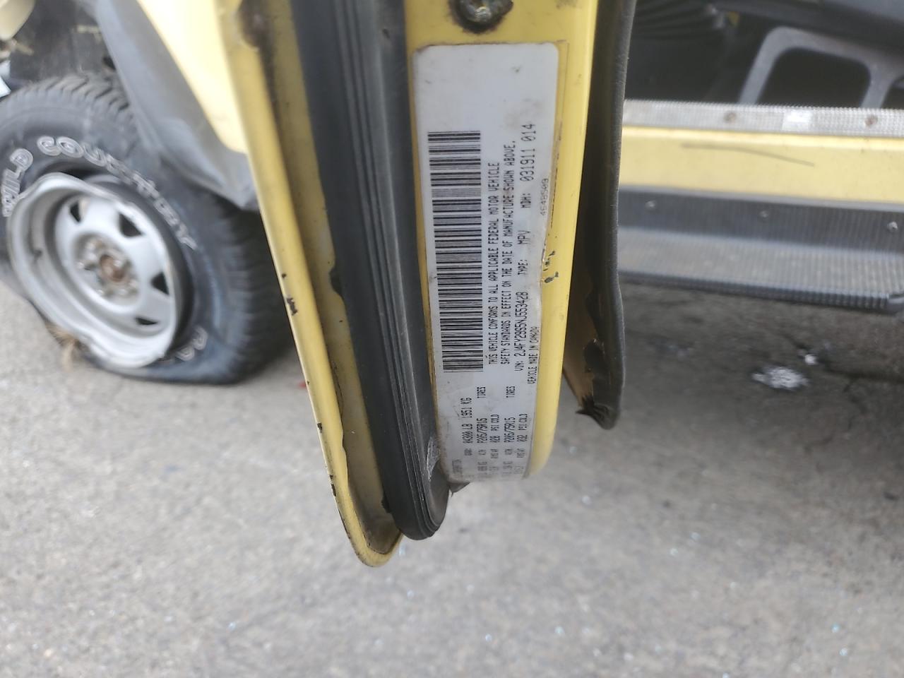 1992 Jeep Wrangler / Yj VIN: 2J4FY29S5NJ553428 Lot: 84649565