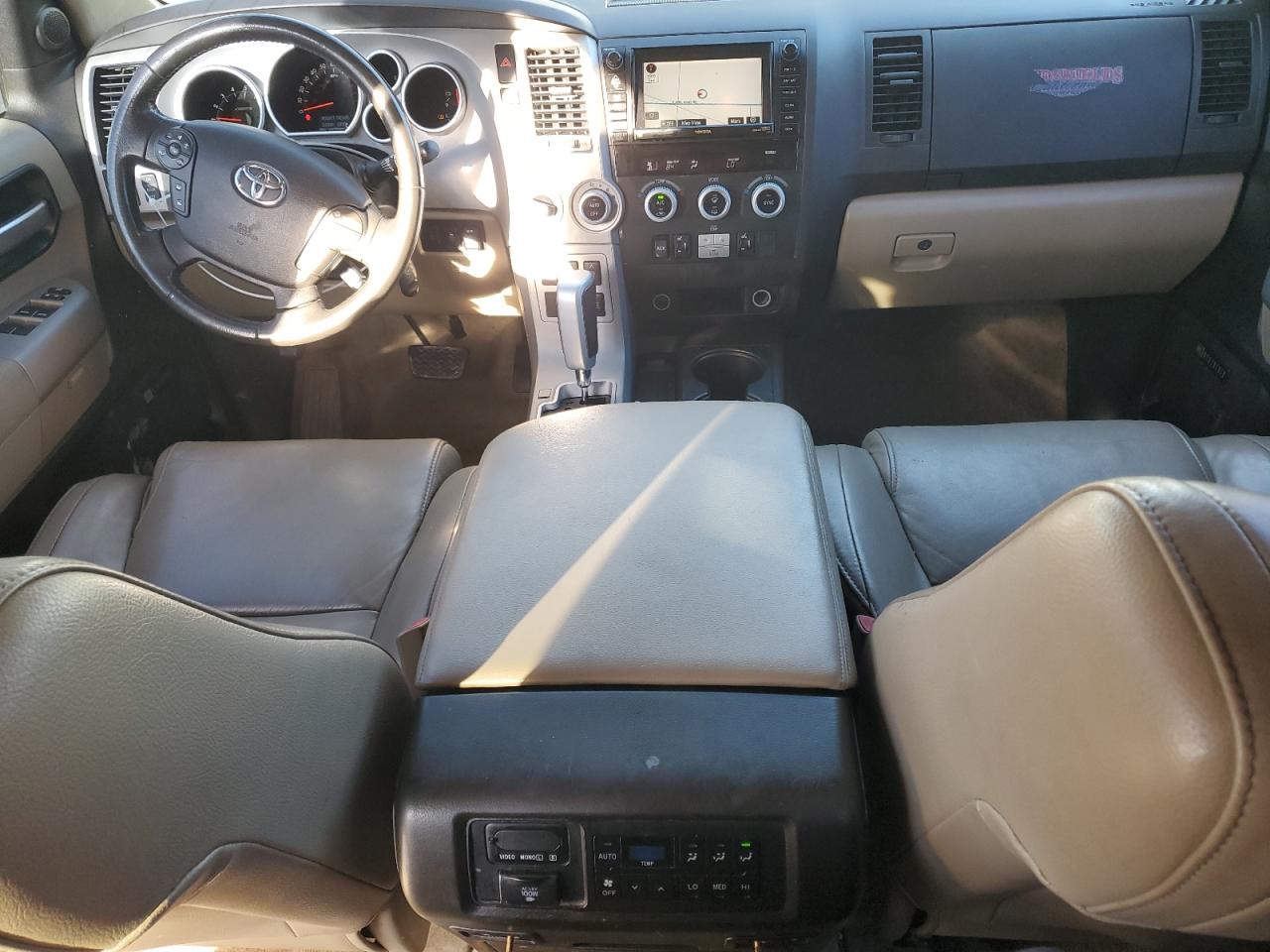 2008 Toyota Sequoia Limited VIN: 5TDBY68A18S001216 Lot: 82548635