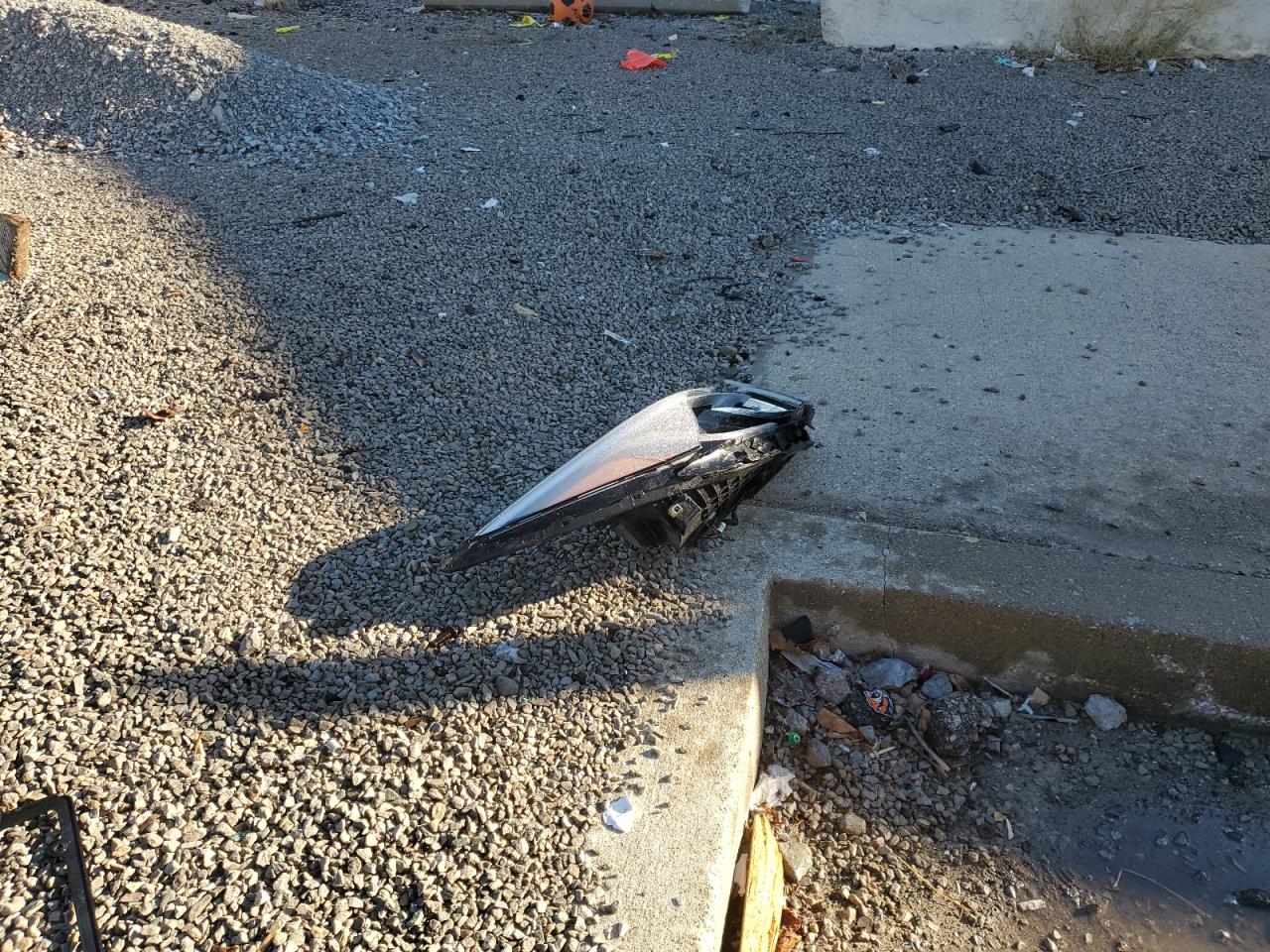 2019 Chevrolet Cruze Lt VIN: 1G1BE5SM1K7132940 Lot: 85870895