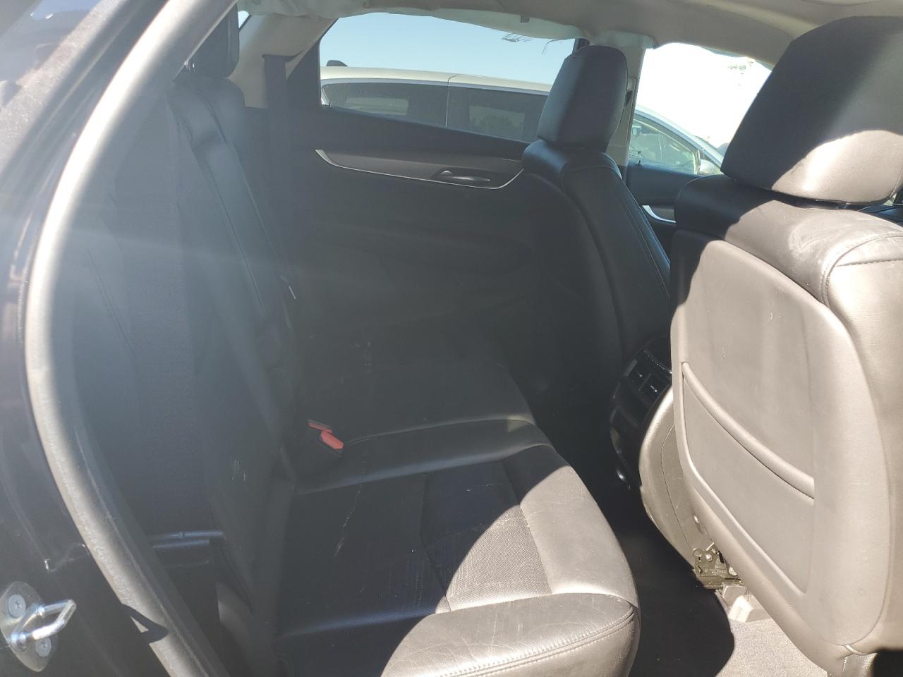 2017 Cadillac Xt5 Premium Luxury VIN: 1GYKNCRS8HZ301780 Lot: 82321295