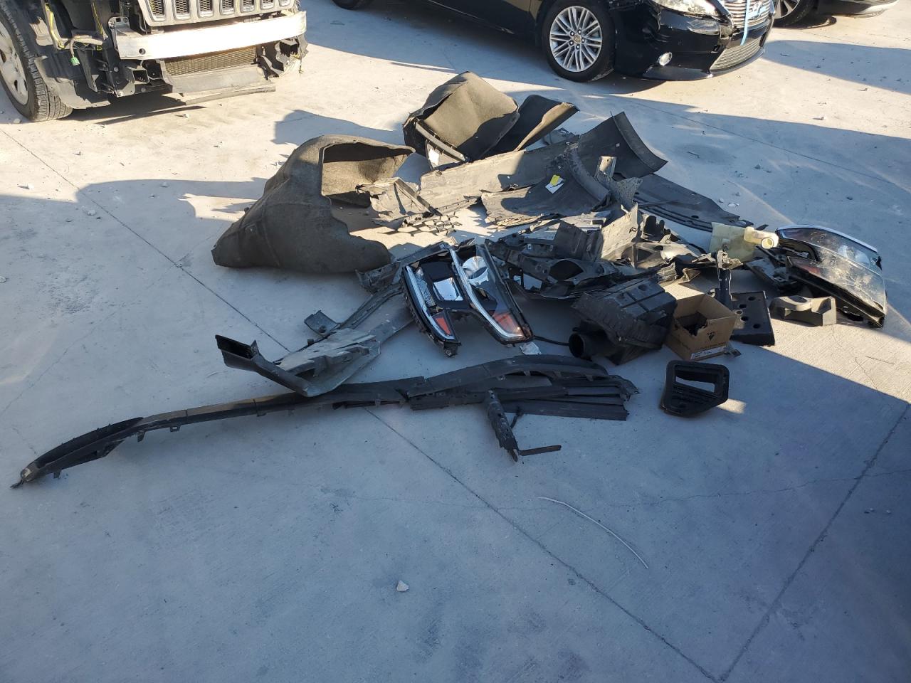 2019 Chevrolet Suburban C1500 Lt VIN: 1GNSCHKC1KR117386 Lot: 87294265