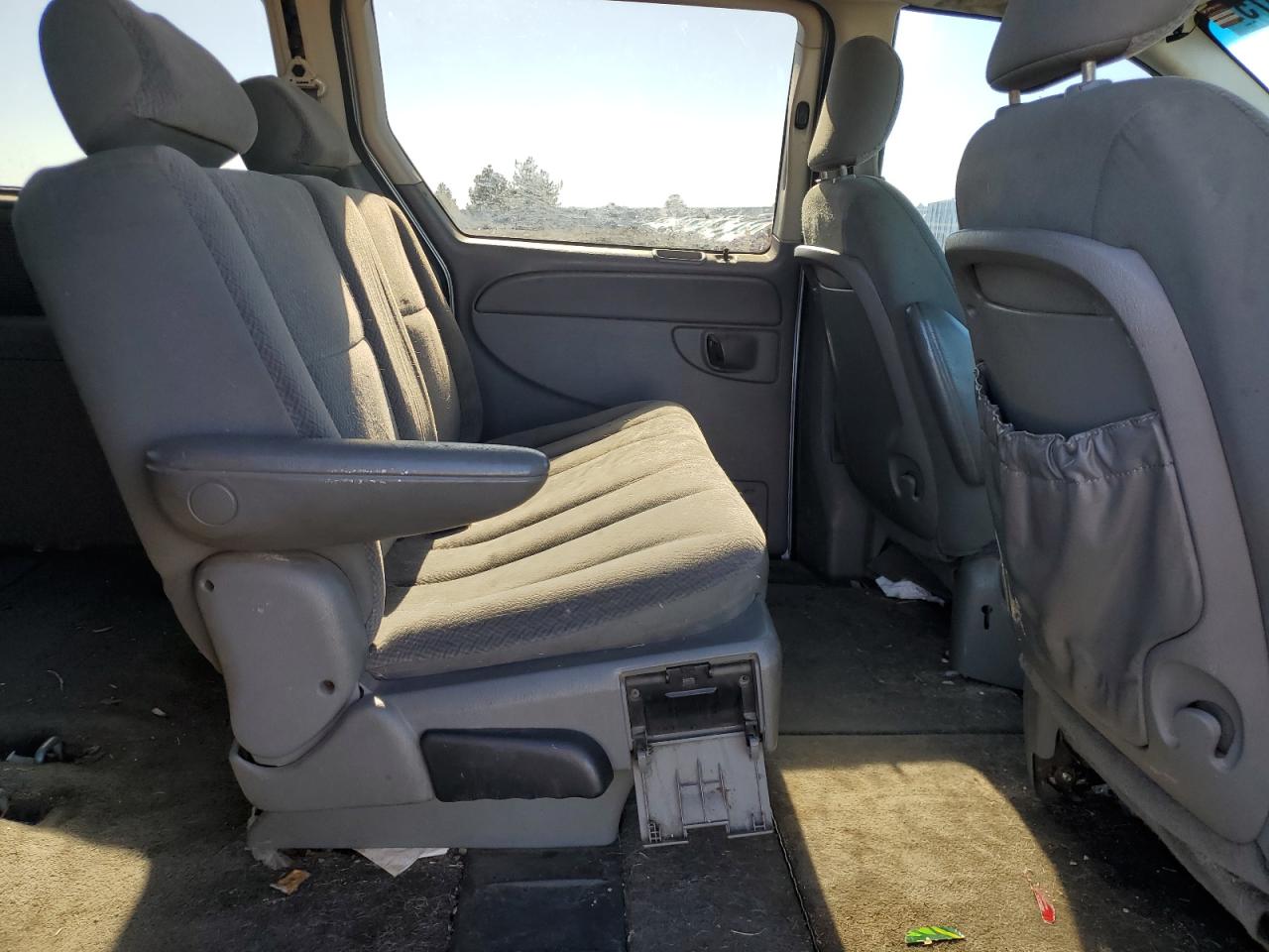 2005 Dodge Grand Caravan Se VIN: 1D4GP24R85B388642 Lot: 82424875
