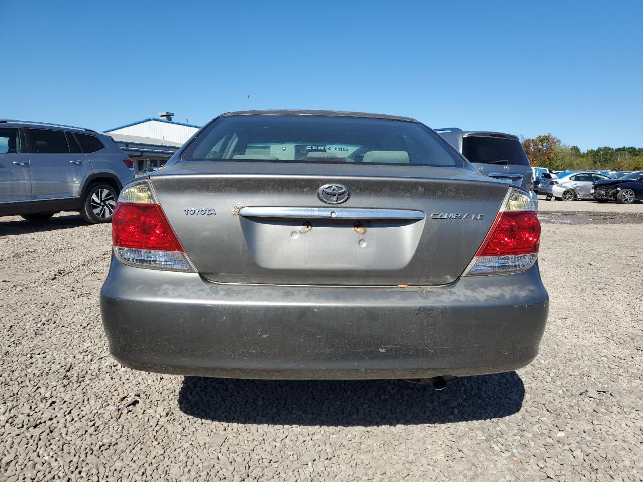 2006 Toyota Camry Le VIN: JTDBE30KX63040123 Lot: 84068335