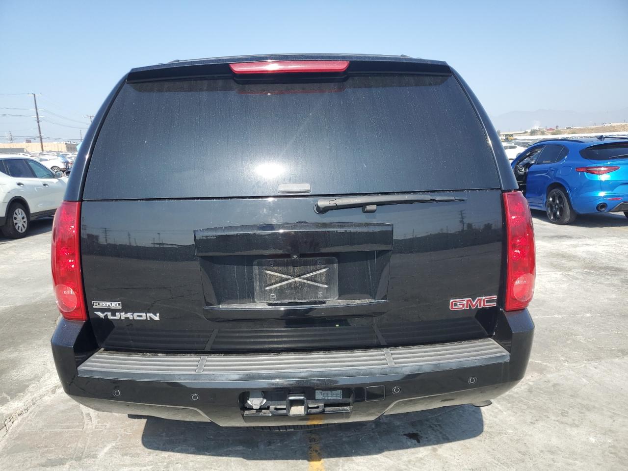 2008 GMC Yukon VIN: 1GKFC13018R168101 Lot: 85711705