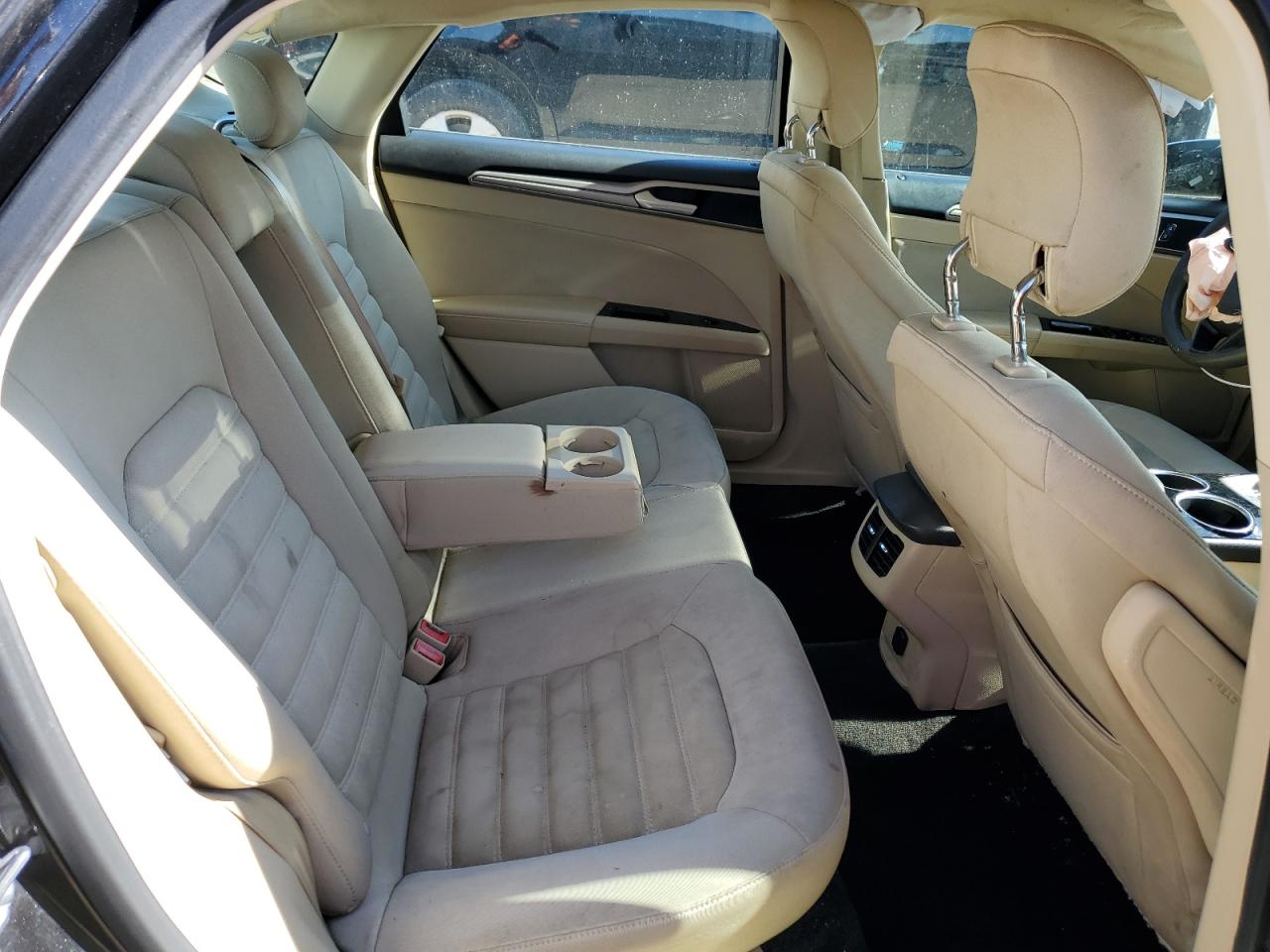 2013 Ford Fusion Se VIN: 3FA6P0HR5DR102110 Lot: 82399025