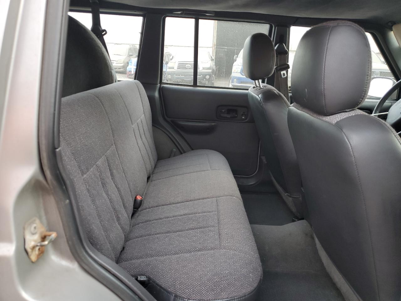 2000 Jeep Cherokee Classic VIN: 1J4FF58S8YL194566 Lot: 85357295