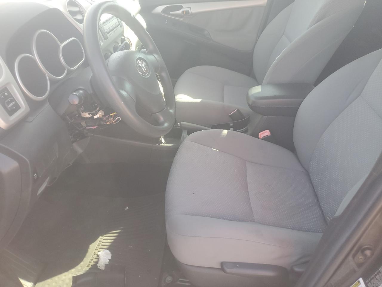 2010 Toyota Corolla Matrix VIN: 2T1KU4EE3AC381004 Lot: 82583595