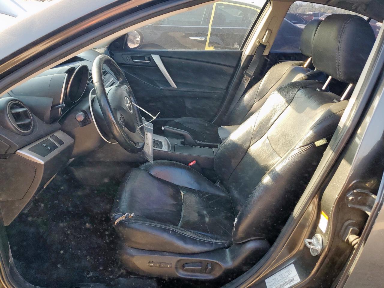 2010 Mazda 3 S VIN: JM1BL1S62A1130476 Lot: 82227315