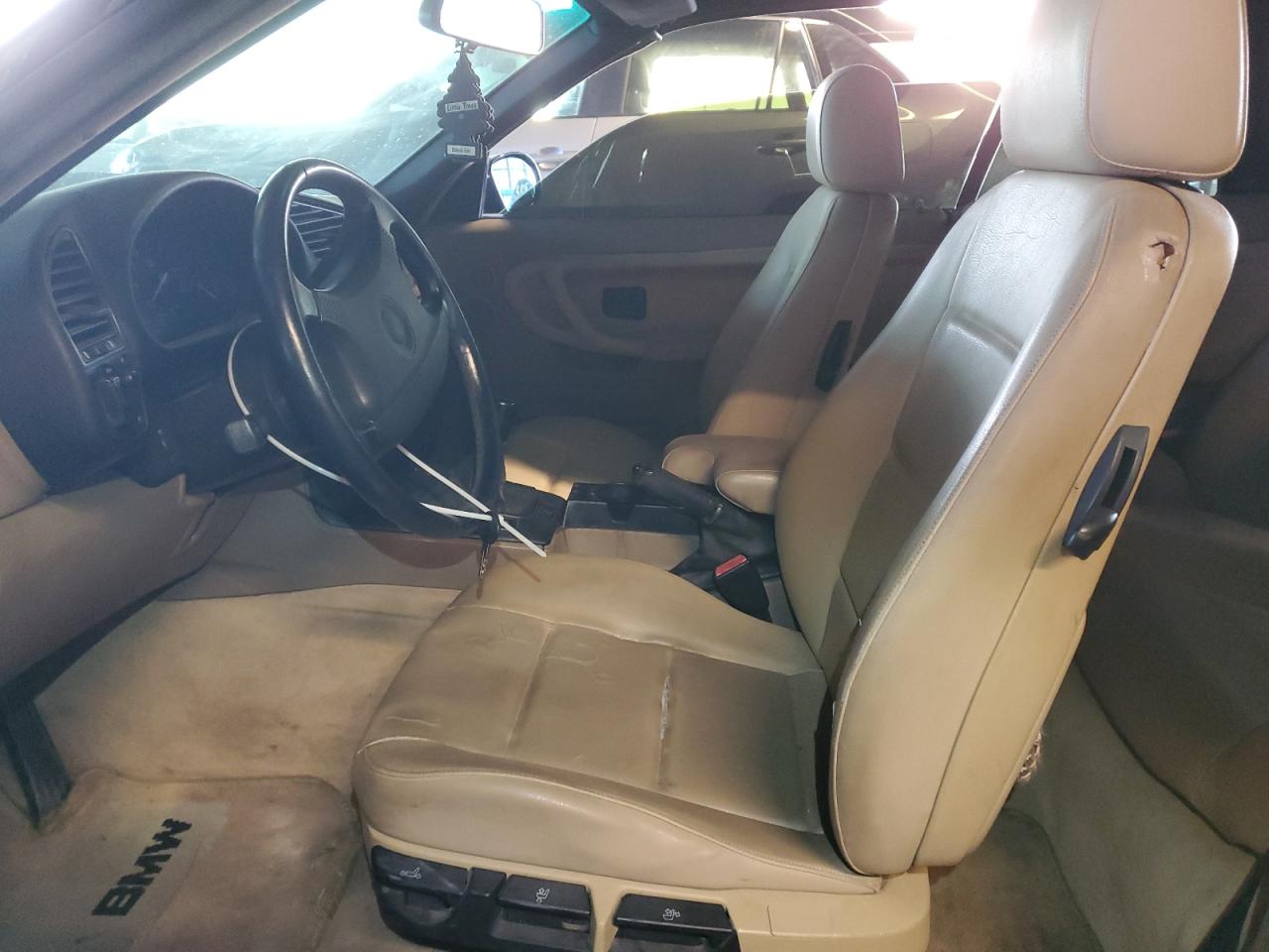 1994 BMW 325 Ic VIN: WBABJ5326RJC81373 Lot: 82373815