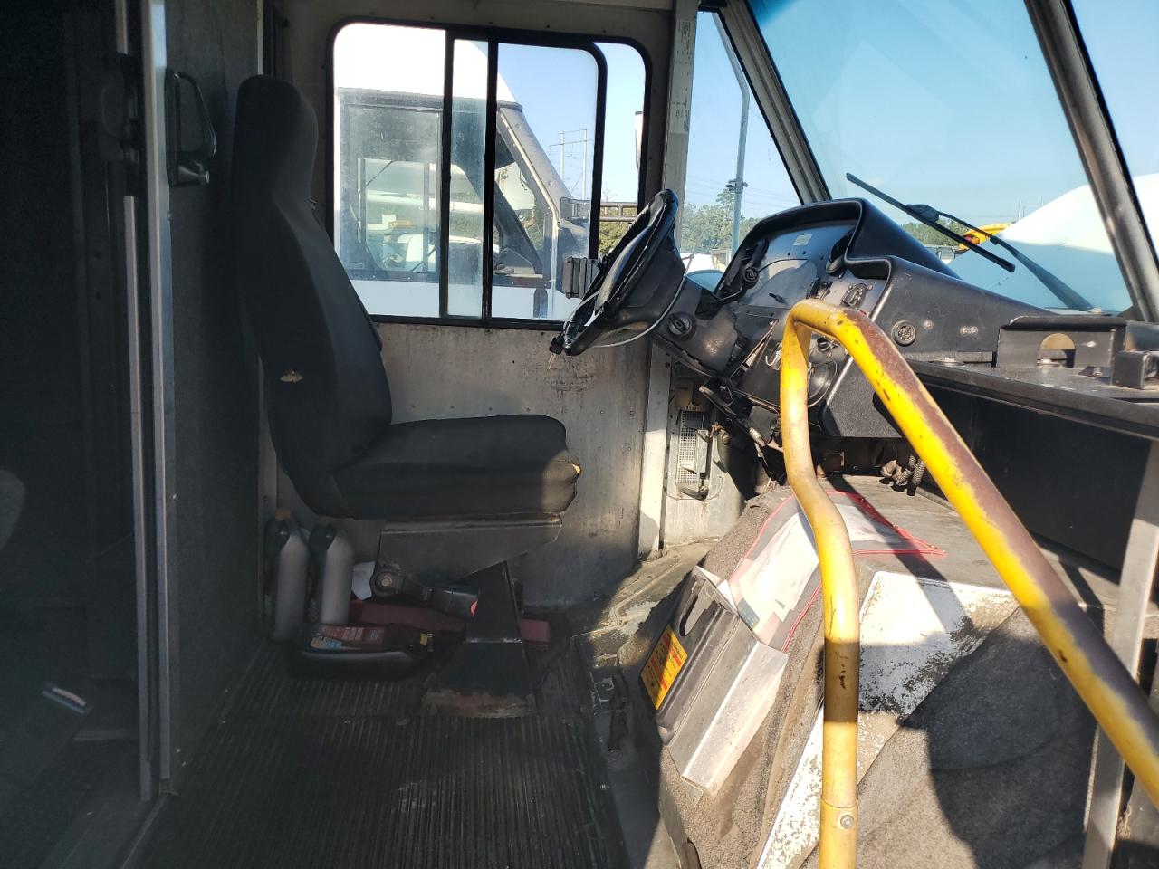 2003 Ford Econoline E350 Super Duty Stripped Chassis VIN: 1FCKE39L33HB58248 Lot: 87300865