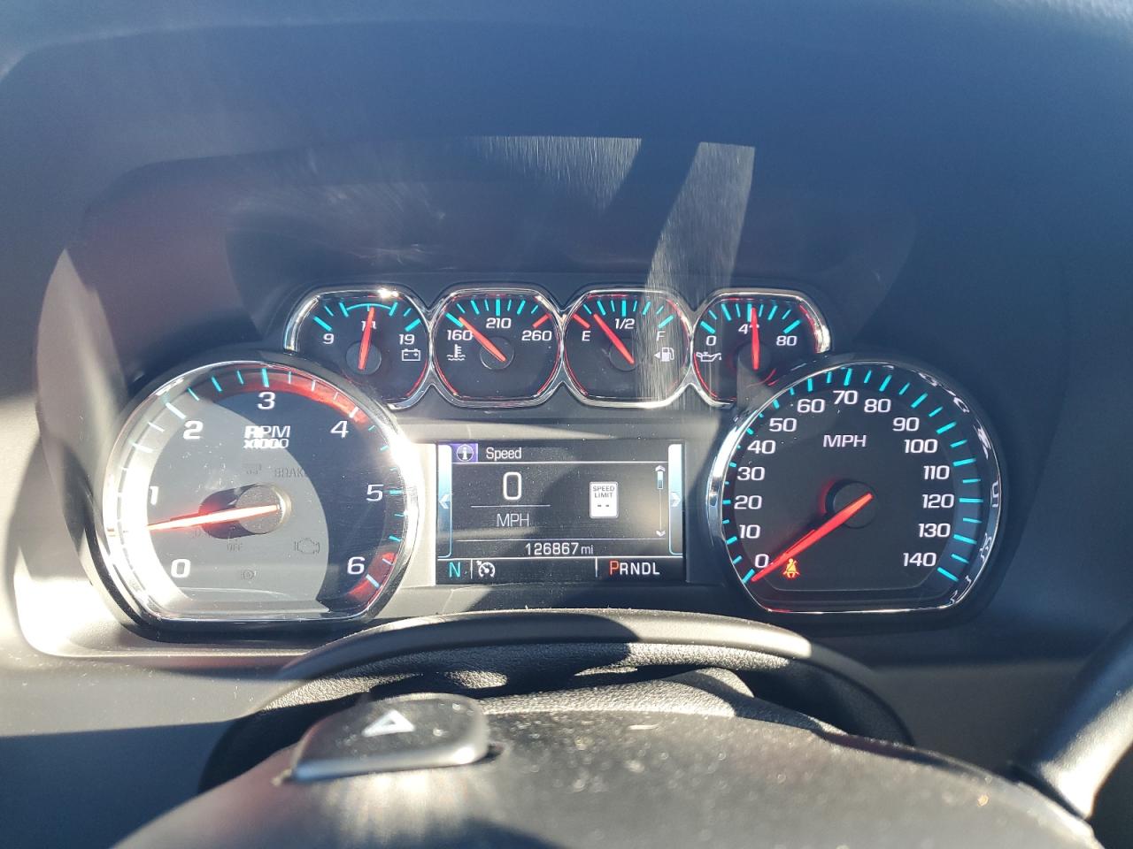 2018 Chevrolet Suburban K1500 Premier VIN: 1GNSKJKCXJR243819 Lot: 85523015