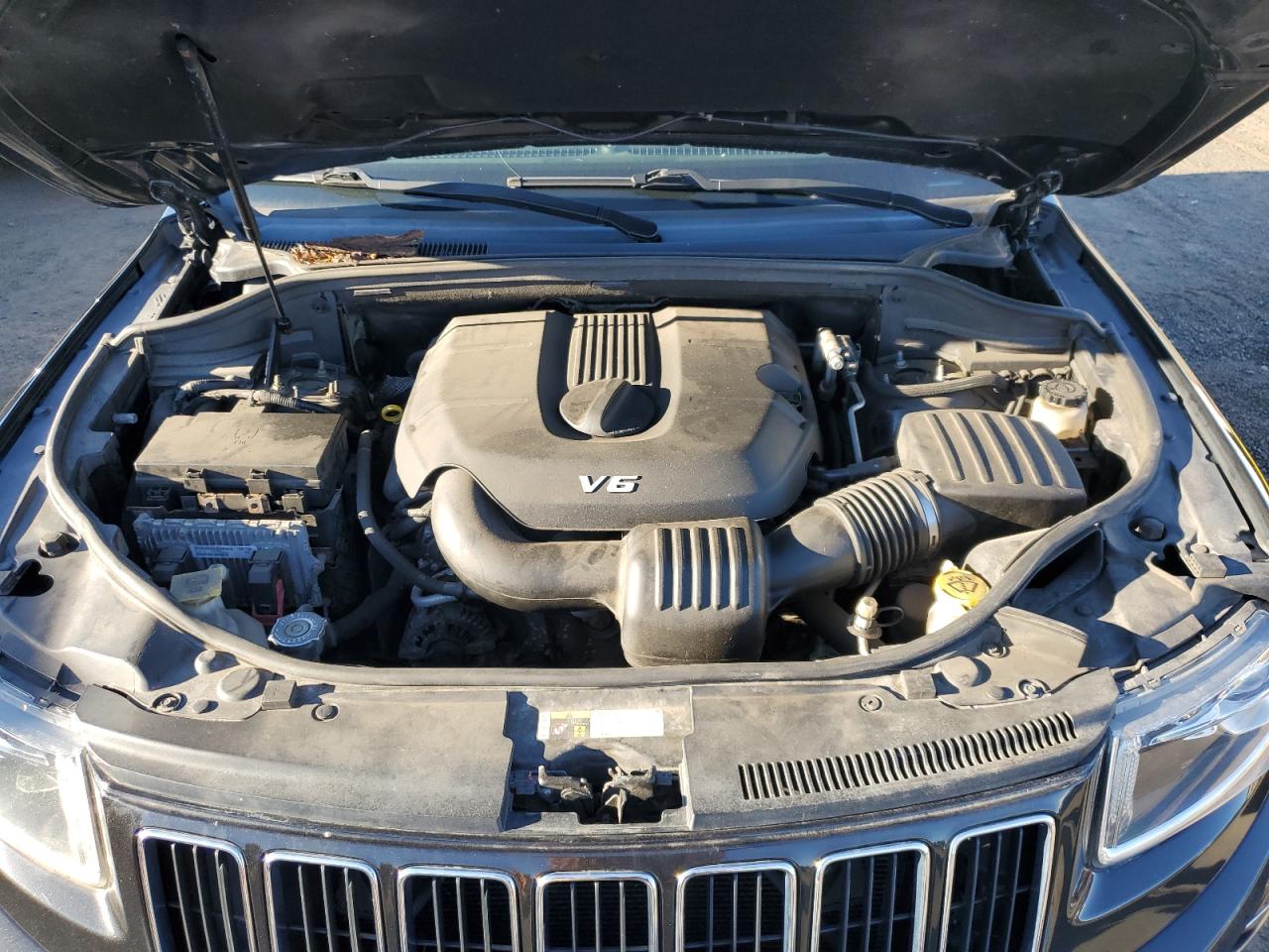 2015 Jeep Grand Cherokee Limited VIN: 1C4RJFBG1FC637603 Lot: 85727215