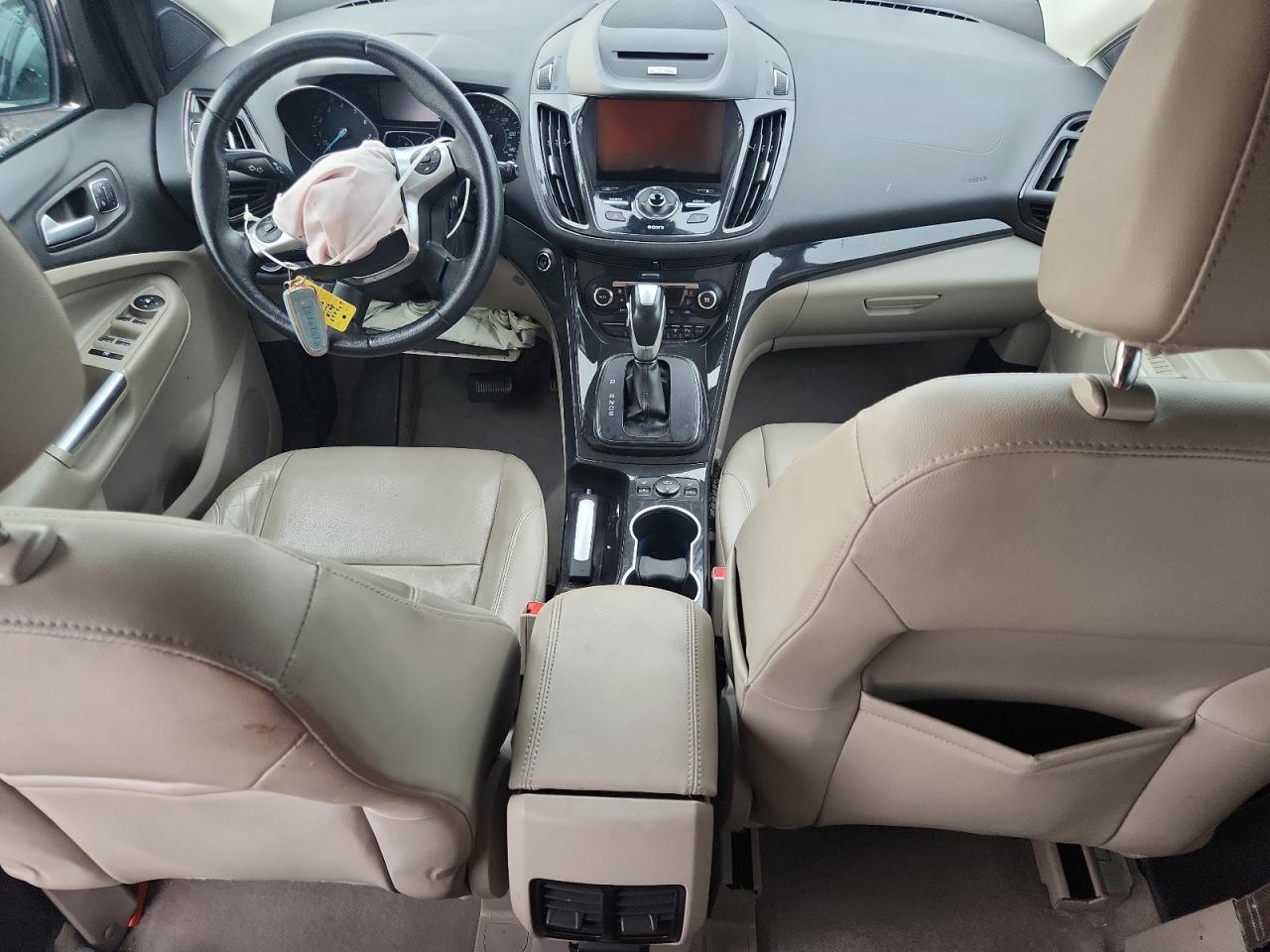 2015 Ford Escape Titanium VIN: 1FMCU0J92FUC04052 Lot: 89921045