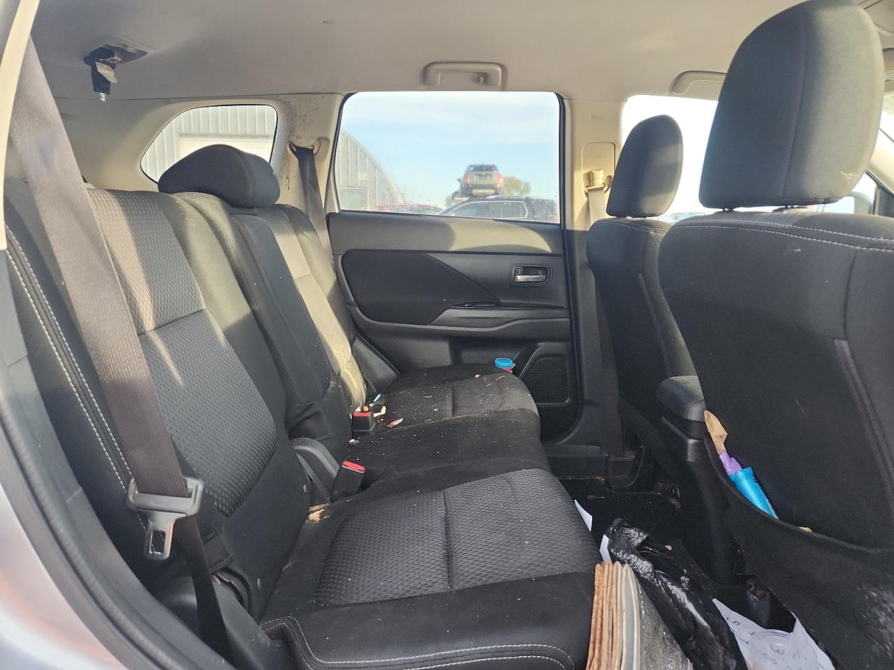 2016 Mitsubishi Outlander Es VIN: JA4AD2A35GZ010794 Lot: 89893385