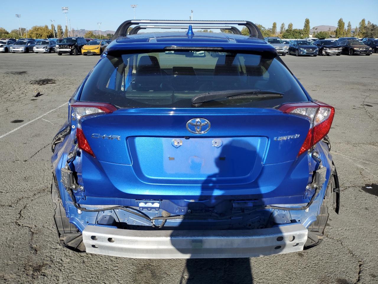 2020 Toyota C-Hr Xle VIN: JTNKHMBX2L1067275 Lot: 82332295