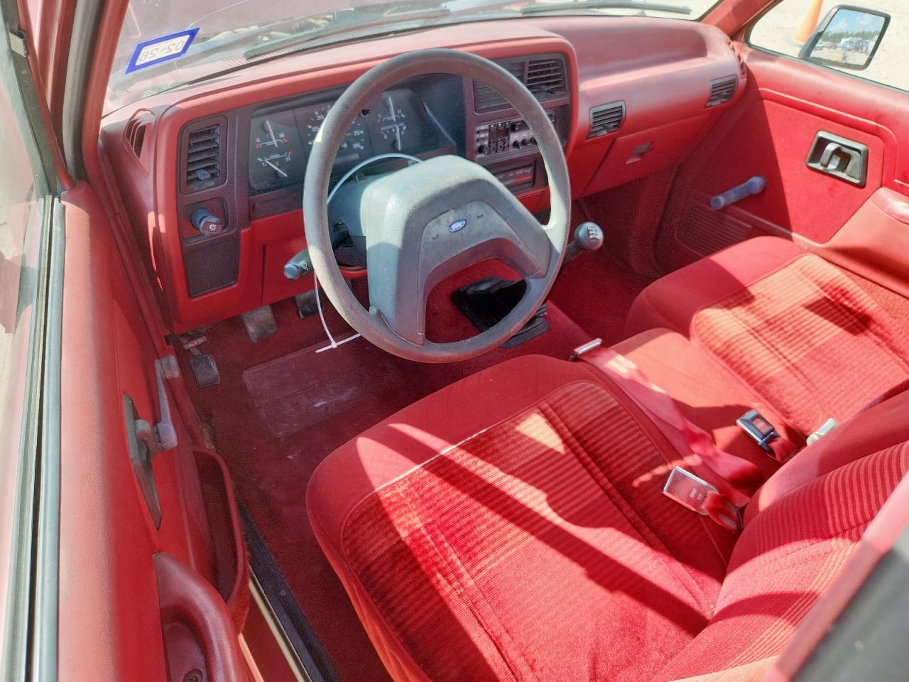 1992 Ford Ranger VIN: 1FTCR10A3NUC18838 Lot: 84065645