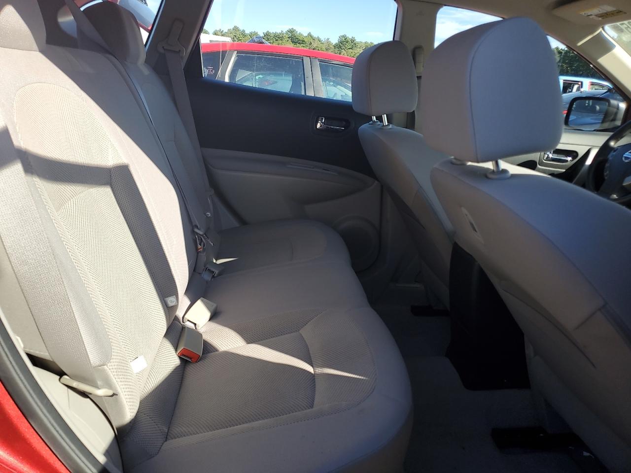 2015 Nissan Rogue Select S VIN: JN8AS5MV8FW757529 Lot: 84545905