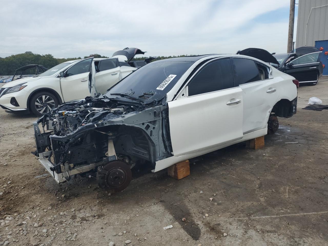 2017 Infiniti Q50 Premium