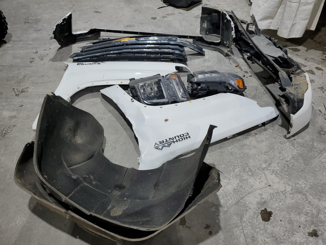 2022 Chevrolet Silverado K2500 High Country VIN: 1GC4YRE78NF227588 Lot: 84232915