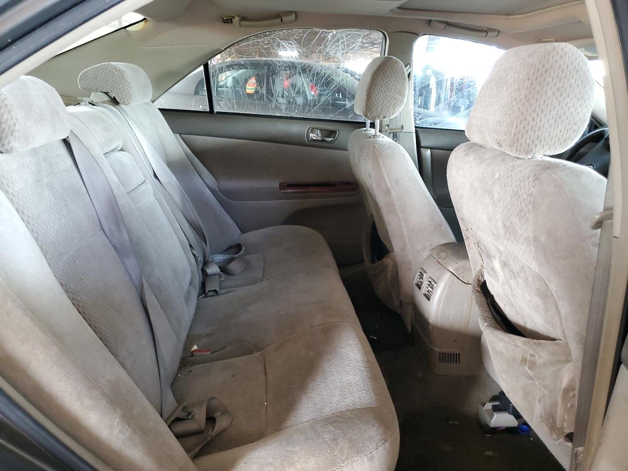 2004 Toyota Camry Le VIN: 4T1BE32K84U893071 Lot: 85852435