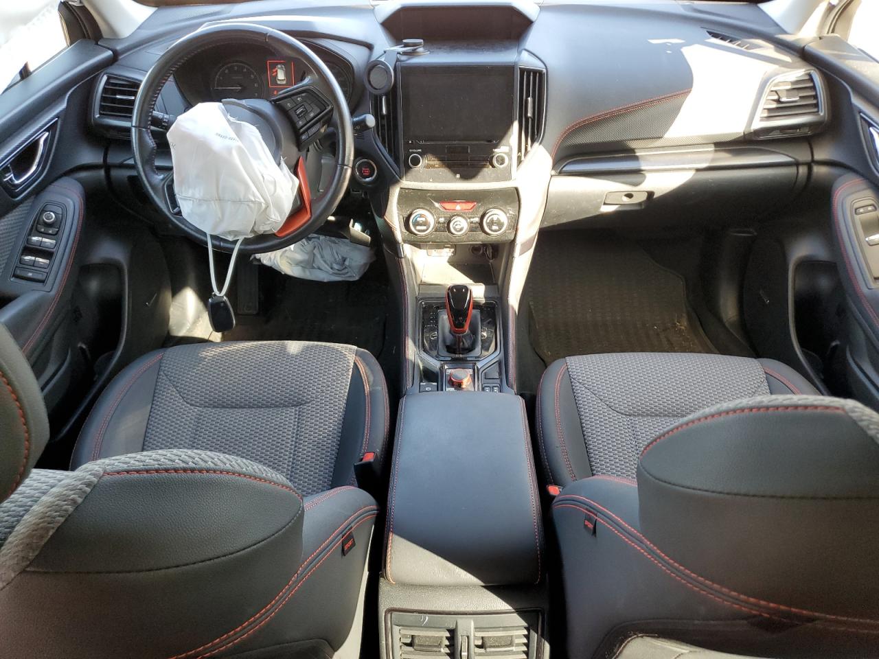 2022 Subaru Forester Sport VIN: JF2SKAJC2NH406003 Lot: 82246685