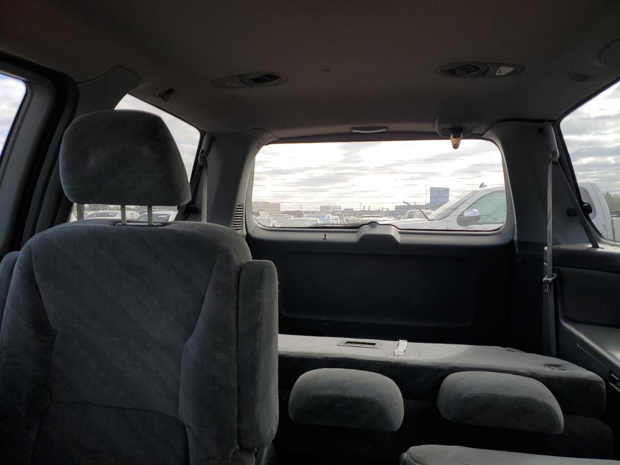 2002 Honda Odyssey Ex VIN: 5FNRL186X2B000718 Lot: 87476465