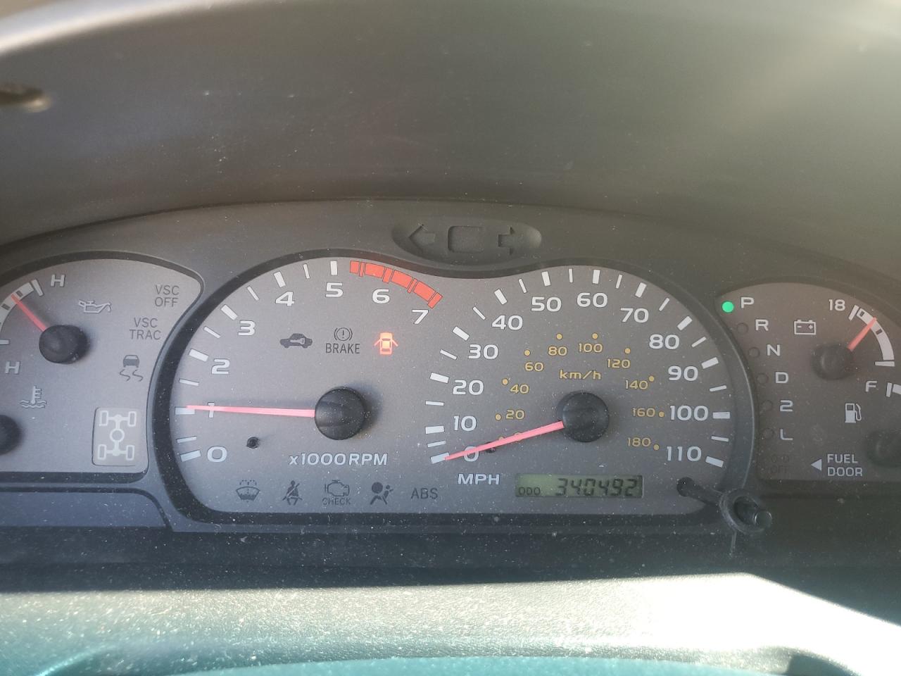 2001 Toyota Sequoia Sr5 VIN: 5TDBT44A91S050033 Lot: 89698595