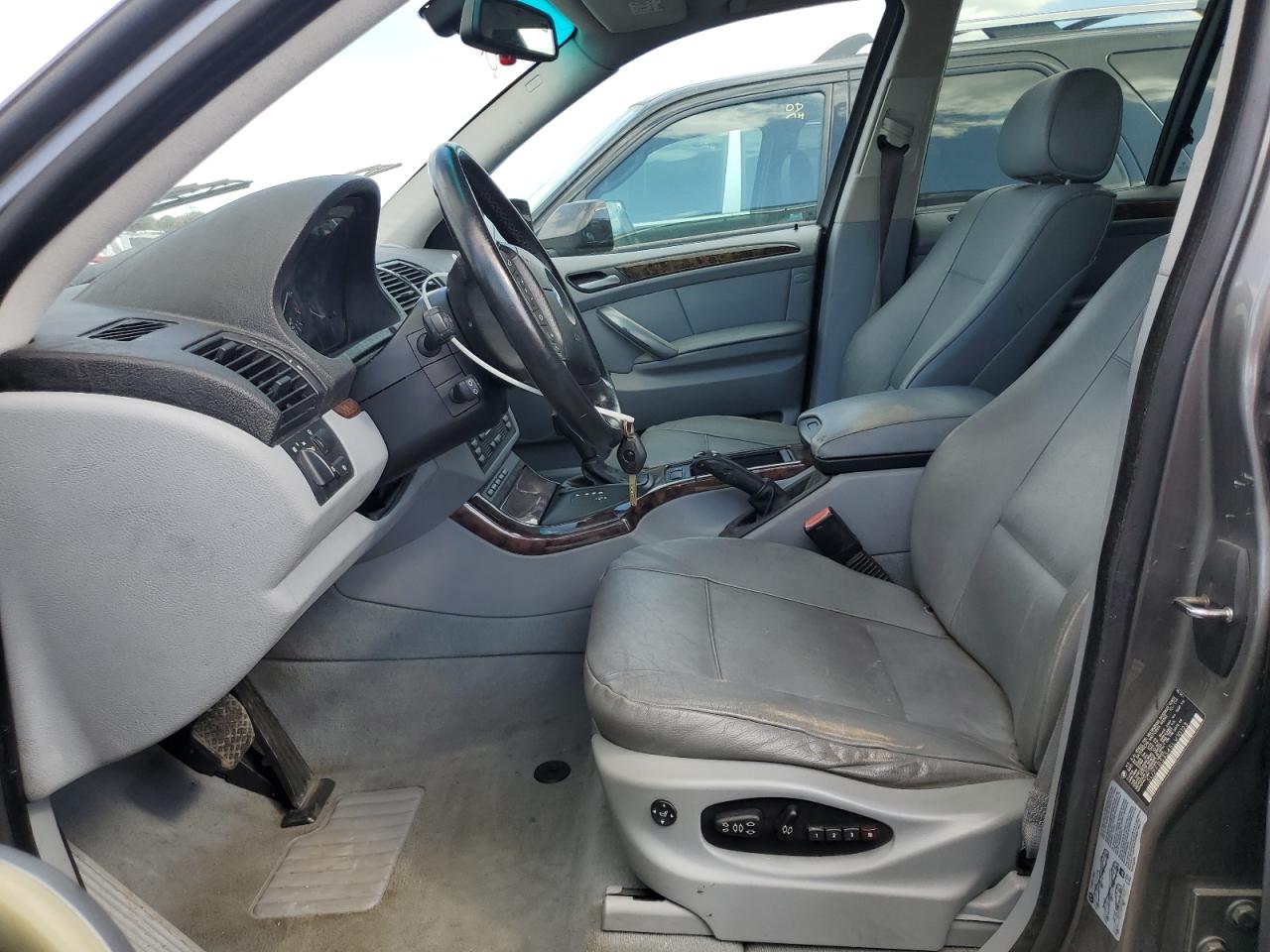 2005 BMW X5 4.4I VIN: 5UXFB53545LV10123 Lot: 86133055