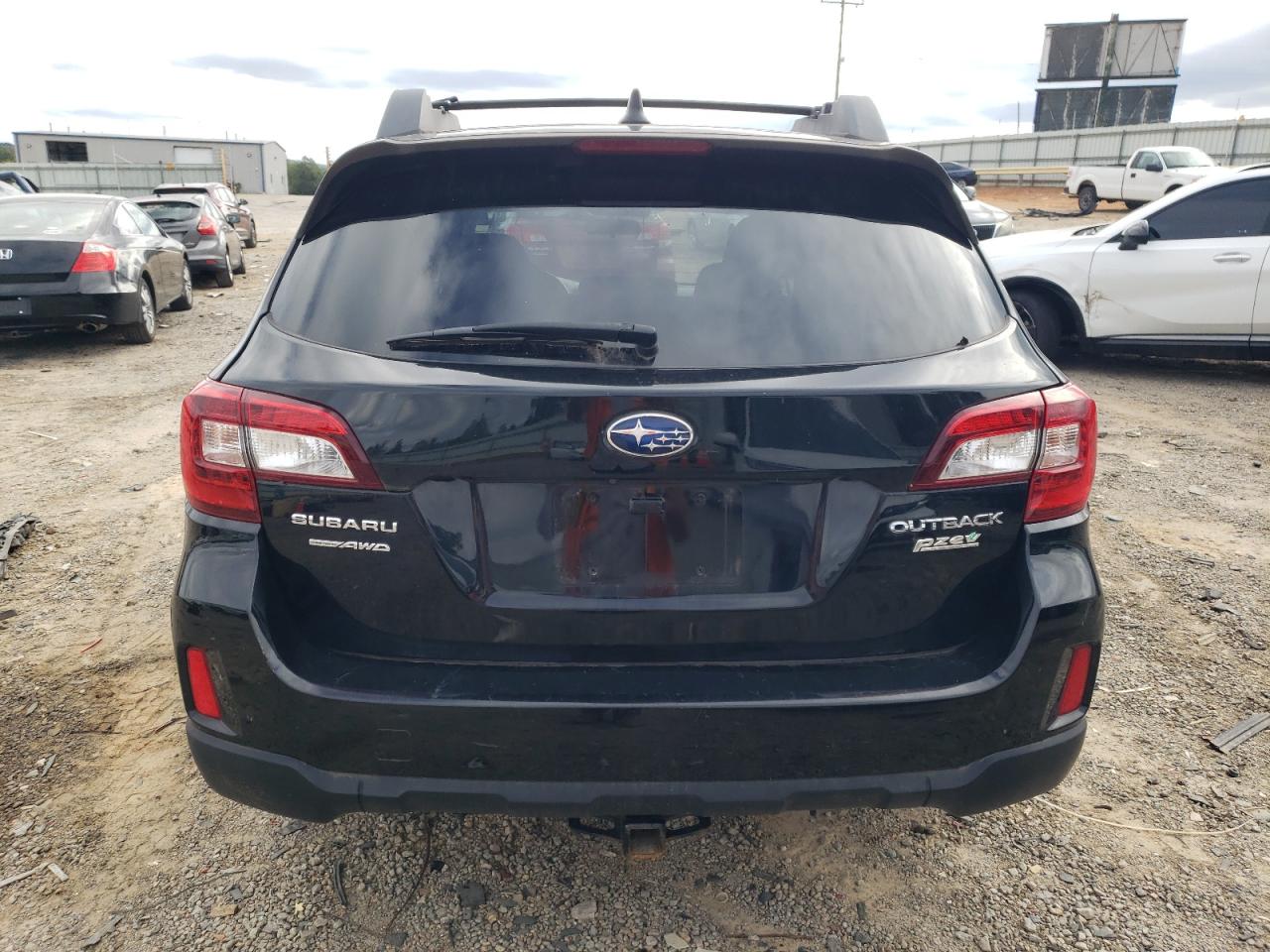 2017 Subaru Outback 2.5I Premium VIN: 4S4BSACC2H3327830 Lot: 84779755