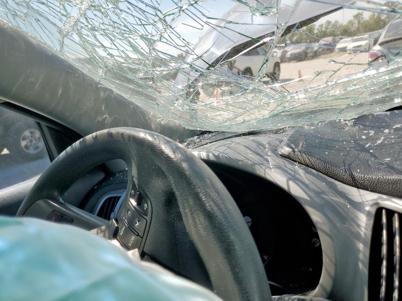 2015 Kia Sportage Lx VIN: KNDPB3AC1F7768119 Lot: 82465535