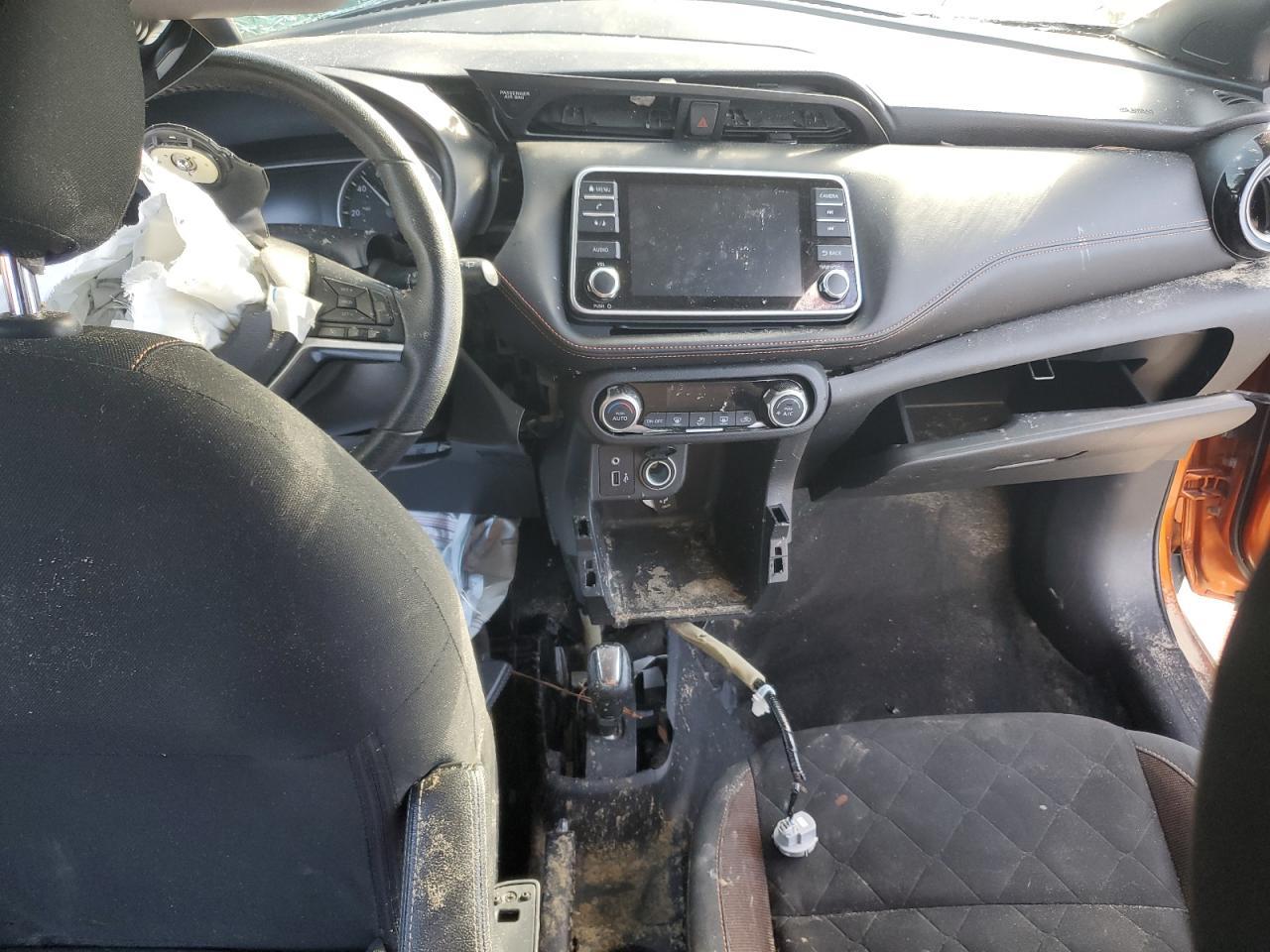 2019 Nissan Kicks S VIN: 3N1CP5CU3KL560026 Lot: 84598545