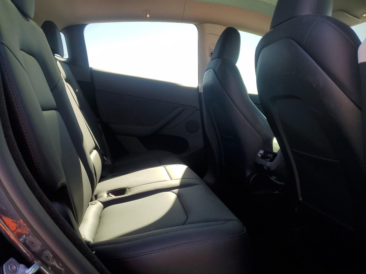 2024 Tesla Model Y VIN: 7SAYGDEE8RA256430 Lot: 87422325