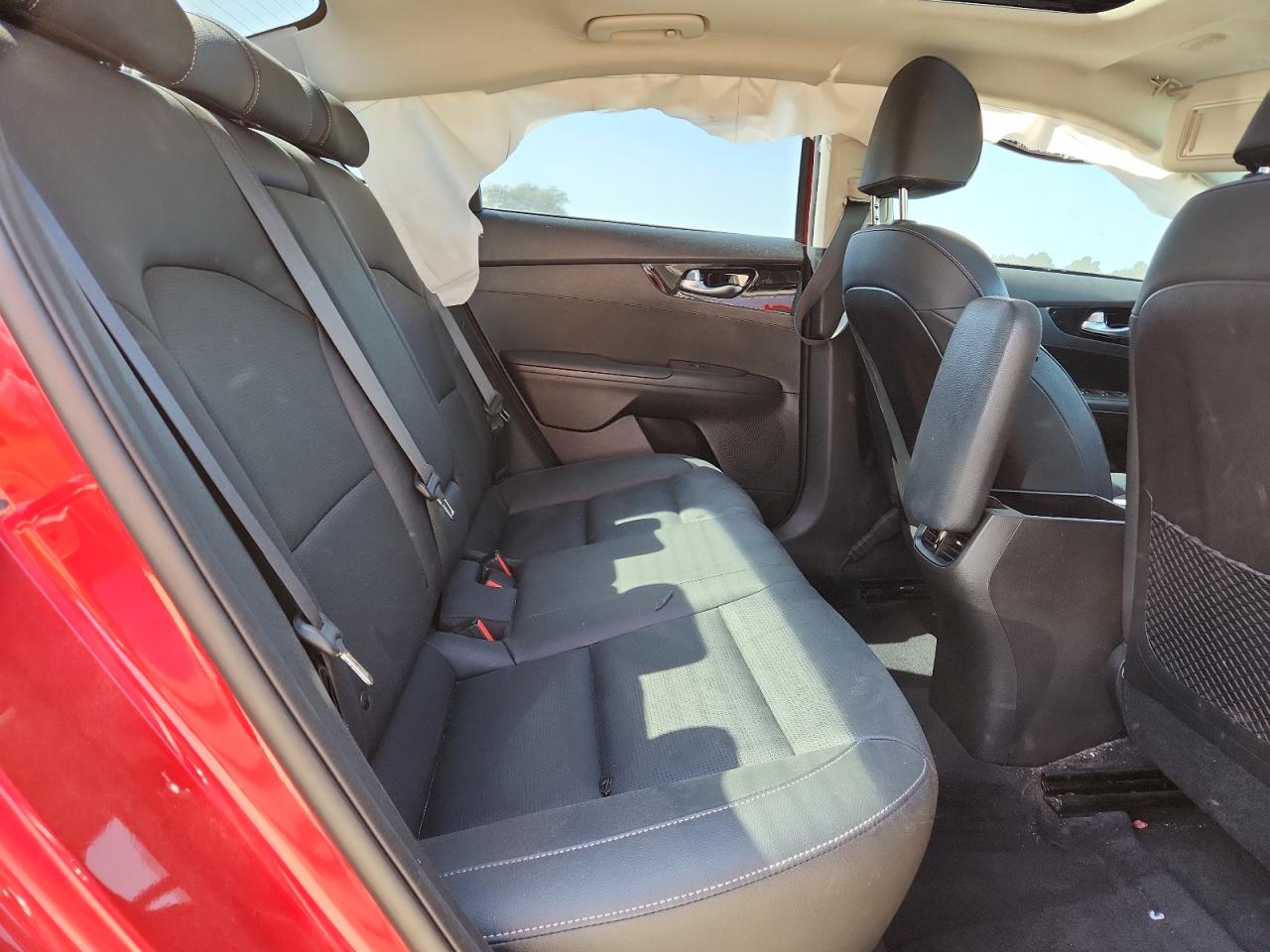 2021 Kia Forte Ex VIN: 3KPF54AD0ME342758 Lot: 87465335