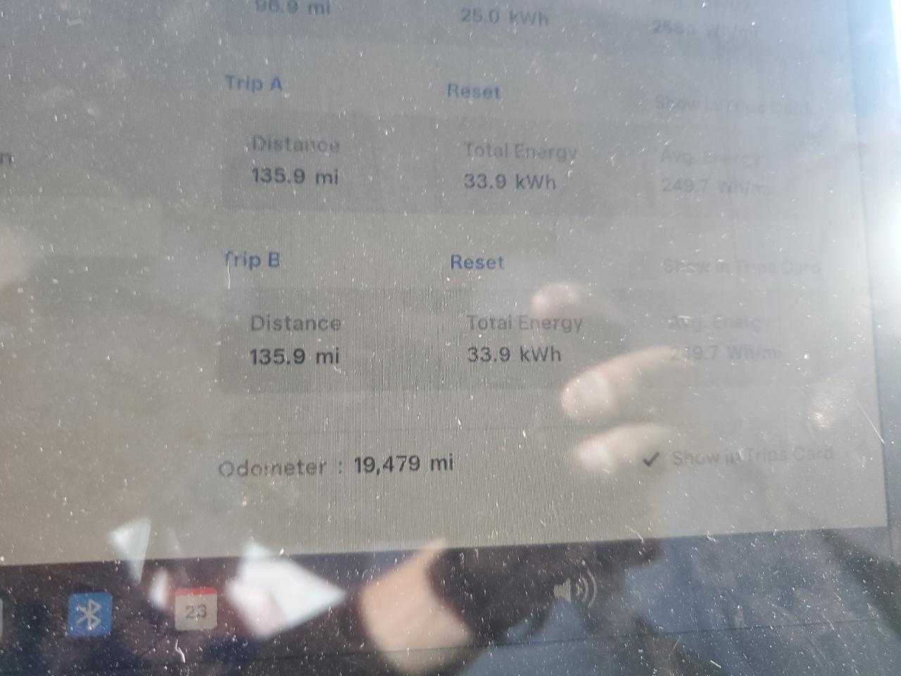 2024 Tesla Model Y VIN: 7SAYGDEE4RA319636 Lot: 87390475