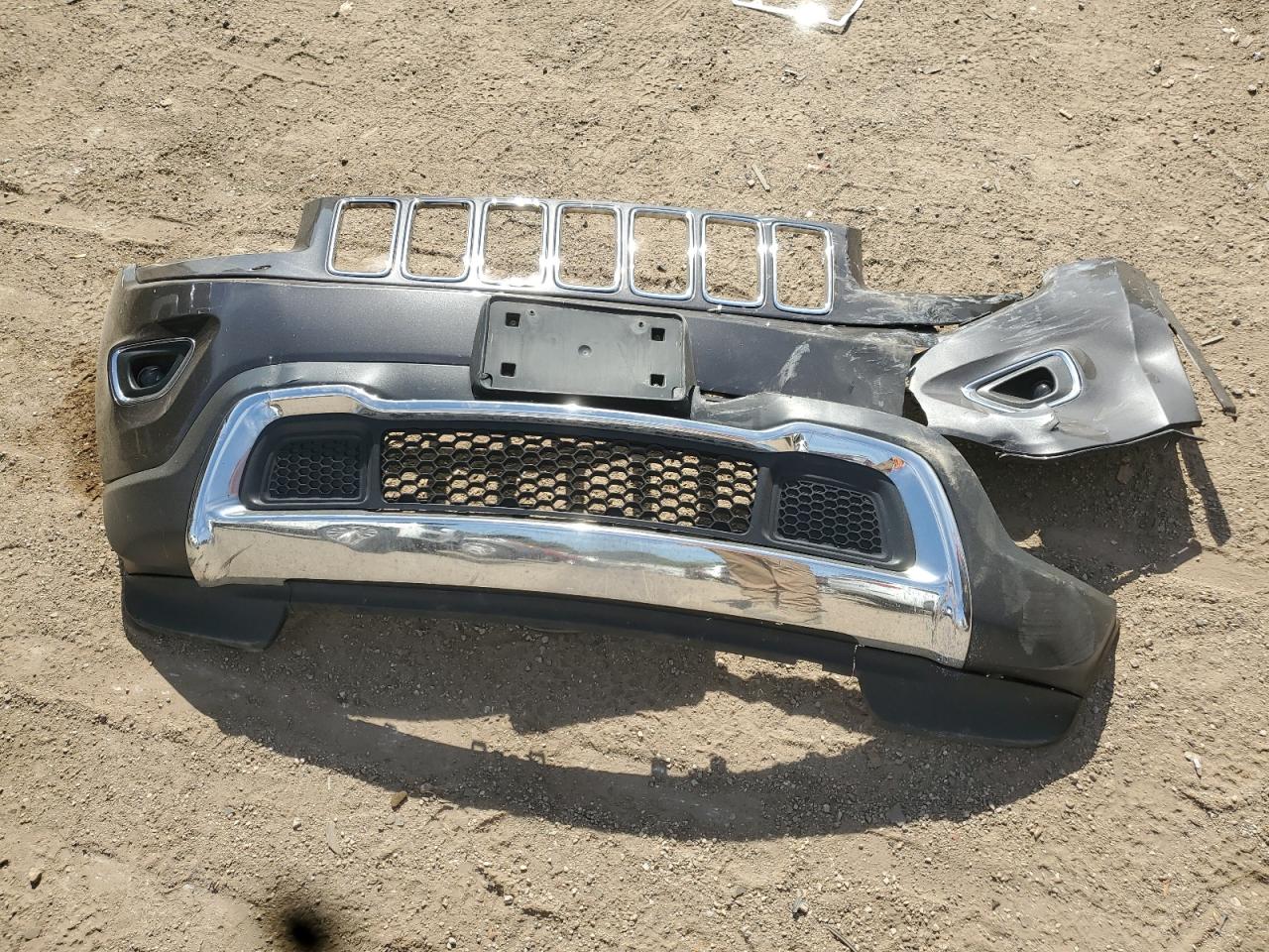 2014 Jeep Grand Cherokee Limited VIN: 1C4RJFBG1EC425802 Lot: 84869645