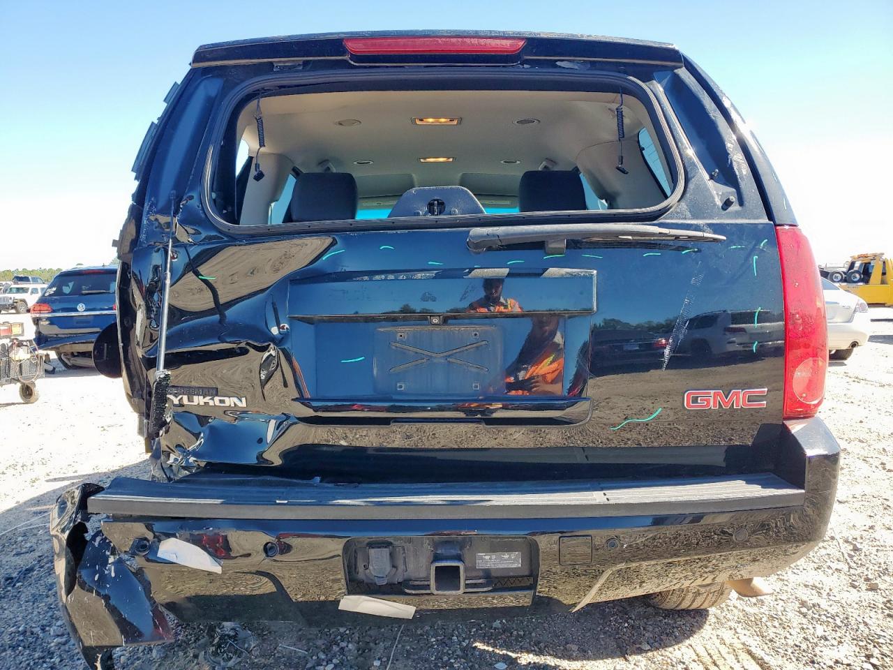 2013 GMC Yukon Slt VIN: 1GKS1CE0XDR223698 Lot: 84232875