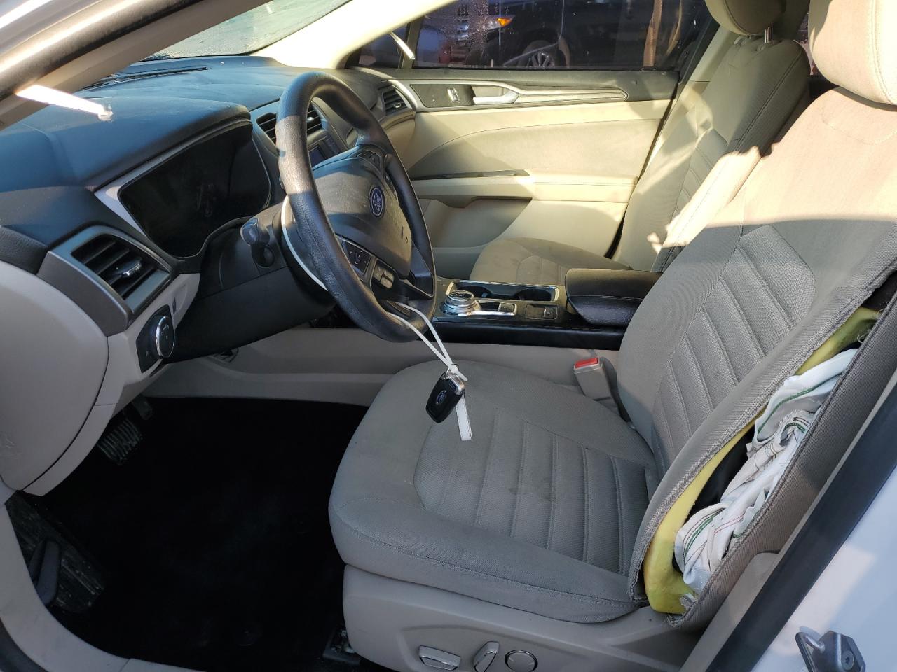 2018 Ford Fusion Se VIN: 3FA6P0H73JR194781 Lot: 90725275