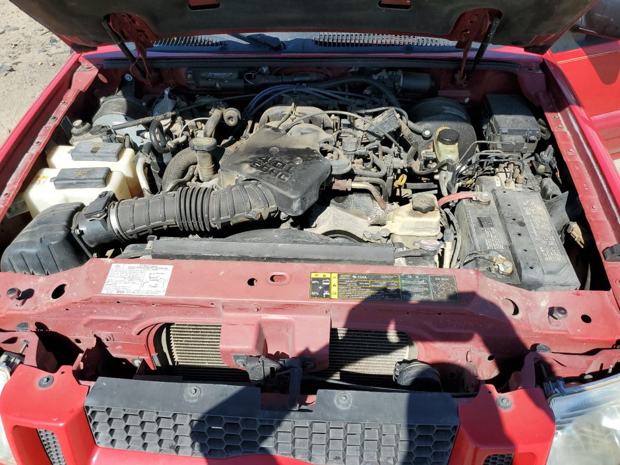 2005 Ford Explorer VIN: 1FMDU77KX5UA70770 Lot: 85867895