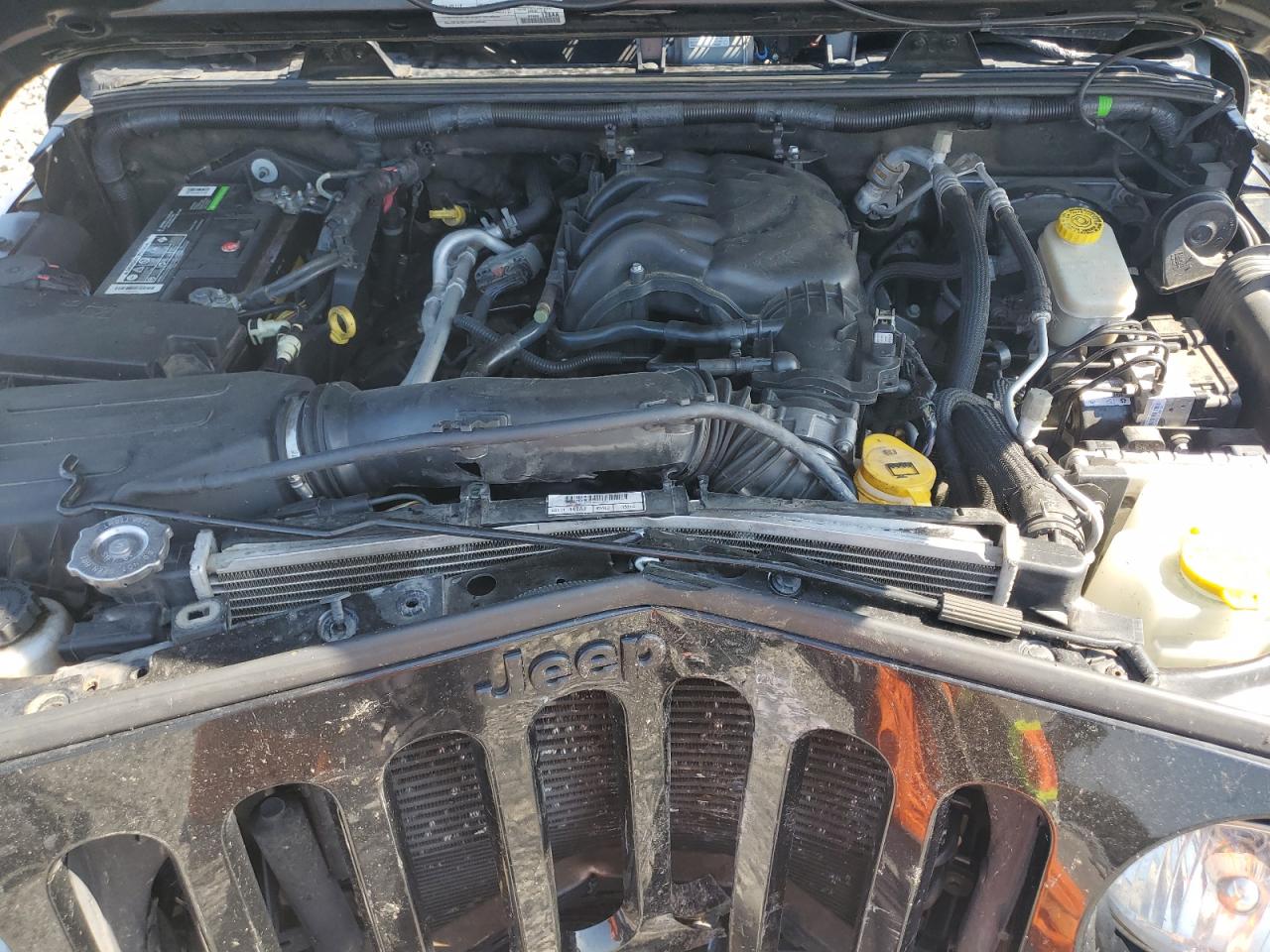 2015 Jeep Wrangler Unlimited Sport VIN: 1C4BJWDG8FL722016 Lot: 85511185