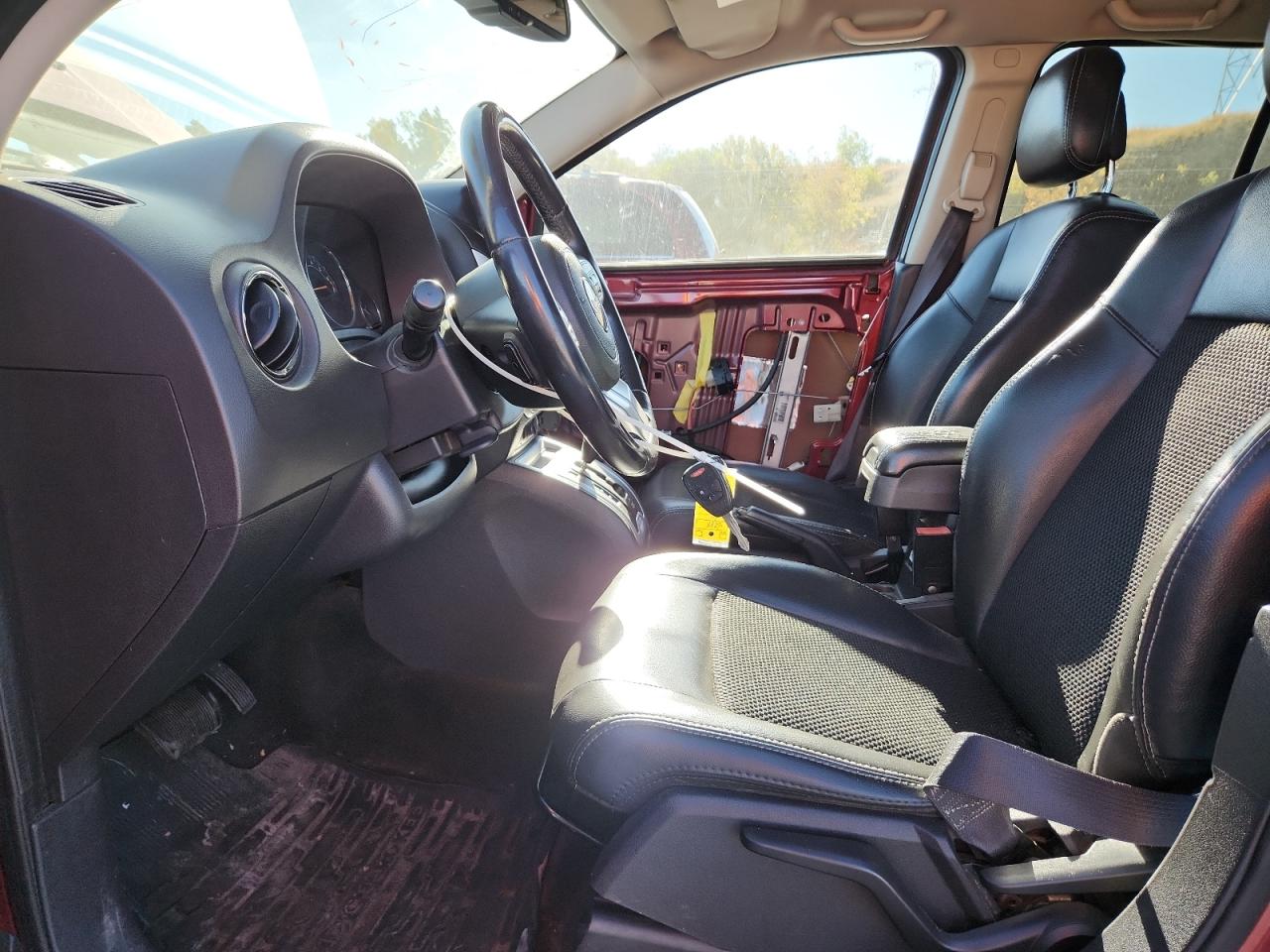 2016 Jeep Compass Latitude VIN: 1C4NJCEA8GD609202 Lot: 84532145