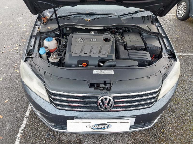 2012 VOLKSWAGEN PASSAT 2.0 TDI BLUEMOTION TECH SE 4DR