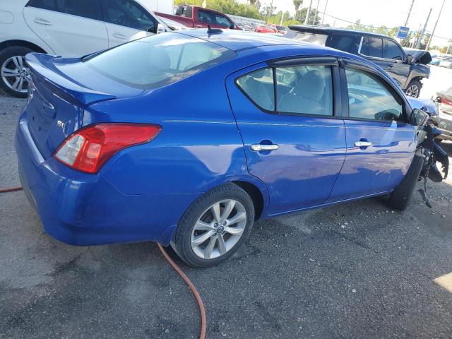  NISSAN VERSA 2017 Синий