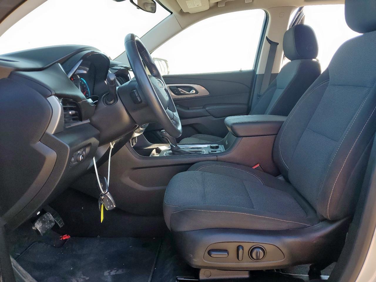 2019 Chevrolet Traverse Lt VIN: 1GNERGKW7KJ303819 Lot: 82372105