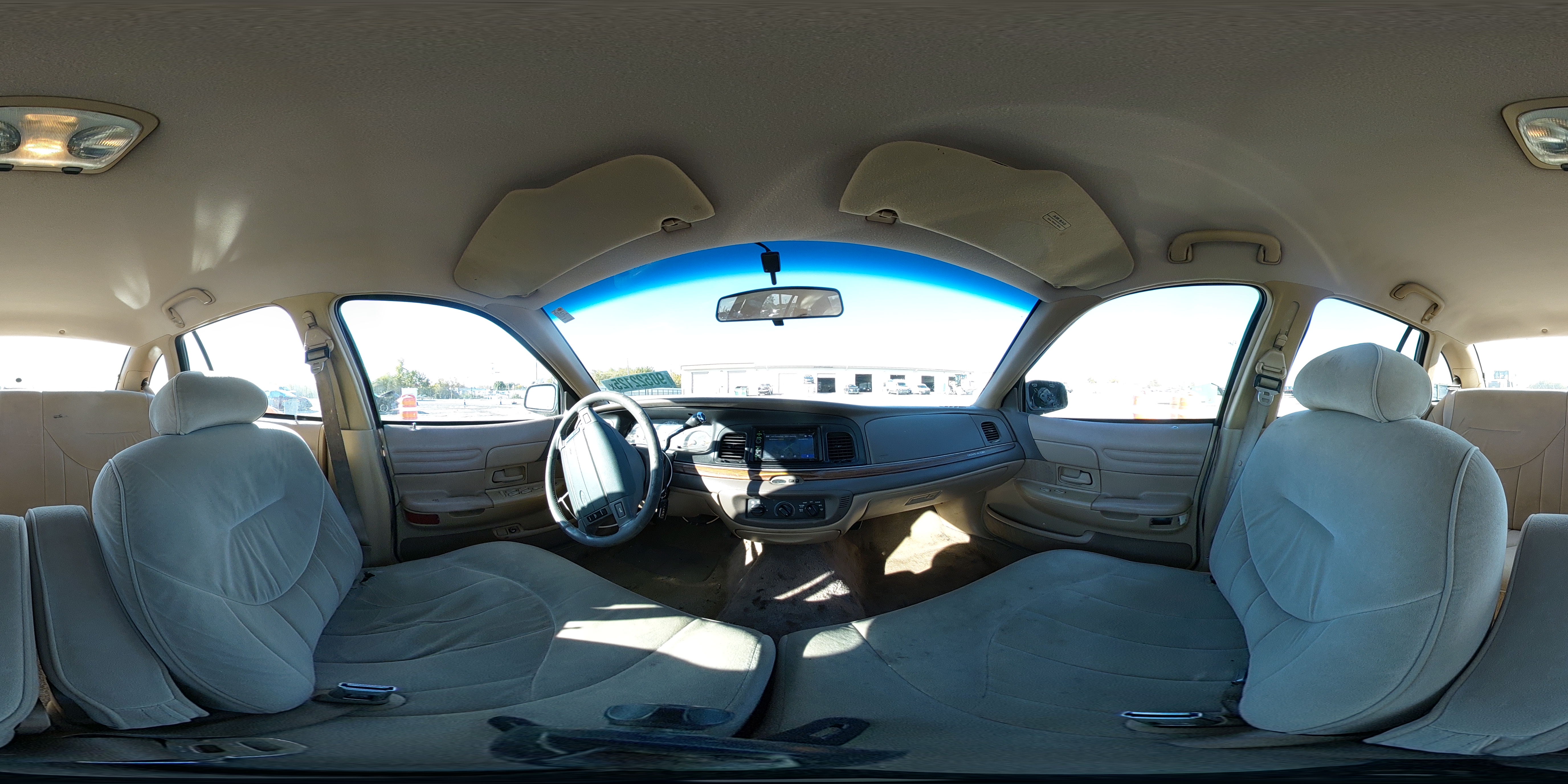 1997 Ford Crown Victoria VIN: 2FALP73W2VX148831 Lot: 90522125