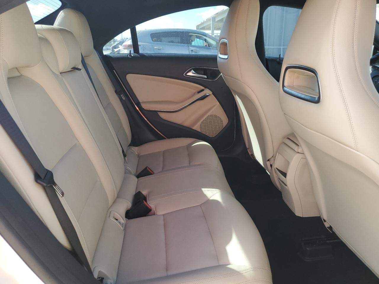 2014 Mercedes-Benz Cla 250 VIN: WDDSJ4EB5EN046690 Lot: 90804435