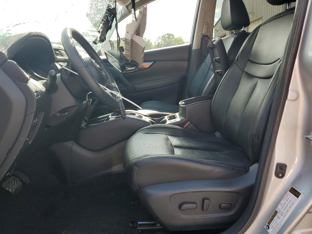 2019 Nissan Rogue S VIN: 5N1AT2MV0KC823098 Lot: 84781885