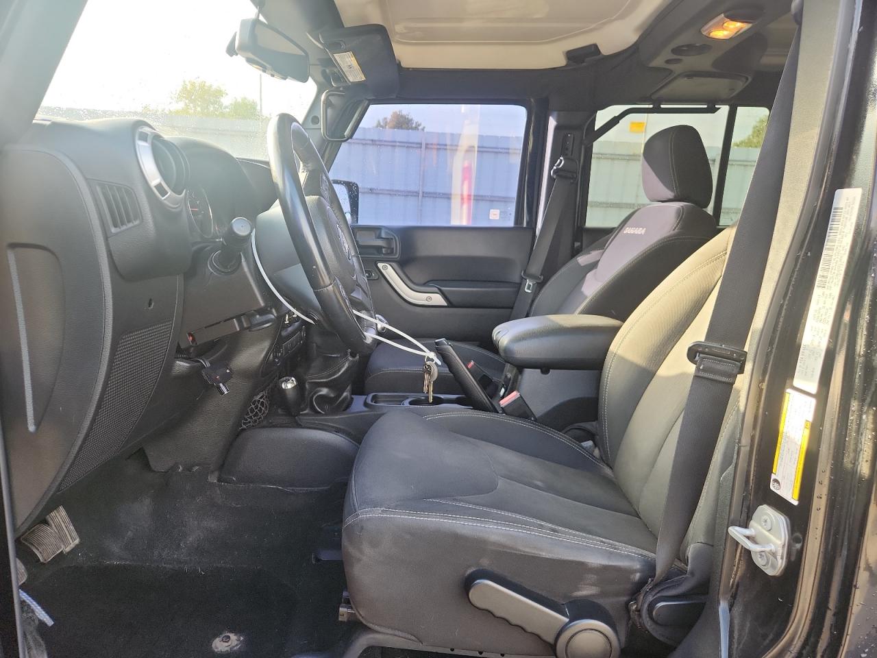 2016 Jeep Wrangler Unlimited Sahara VIN: 1C4BJWEG8GL201412 Lot: 84917395