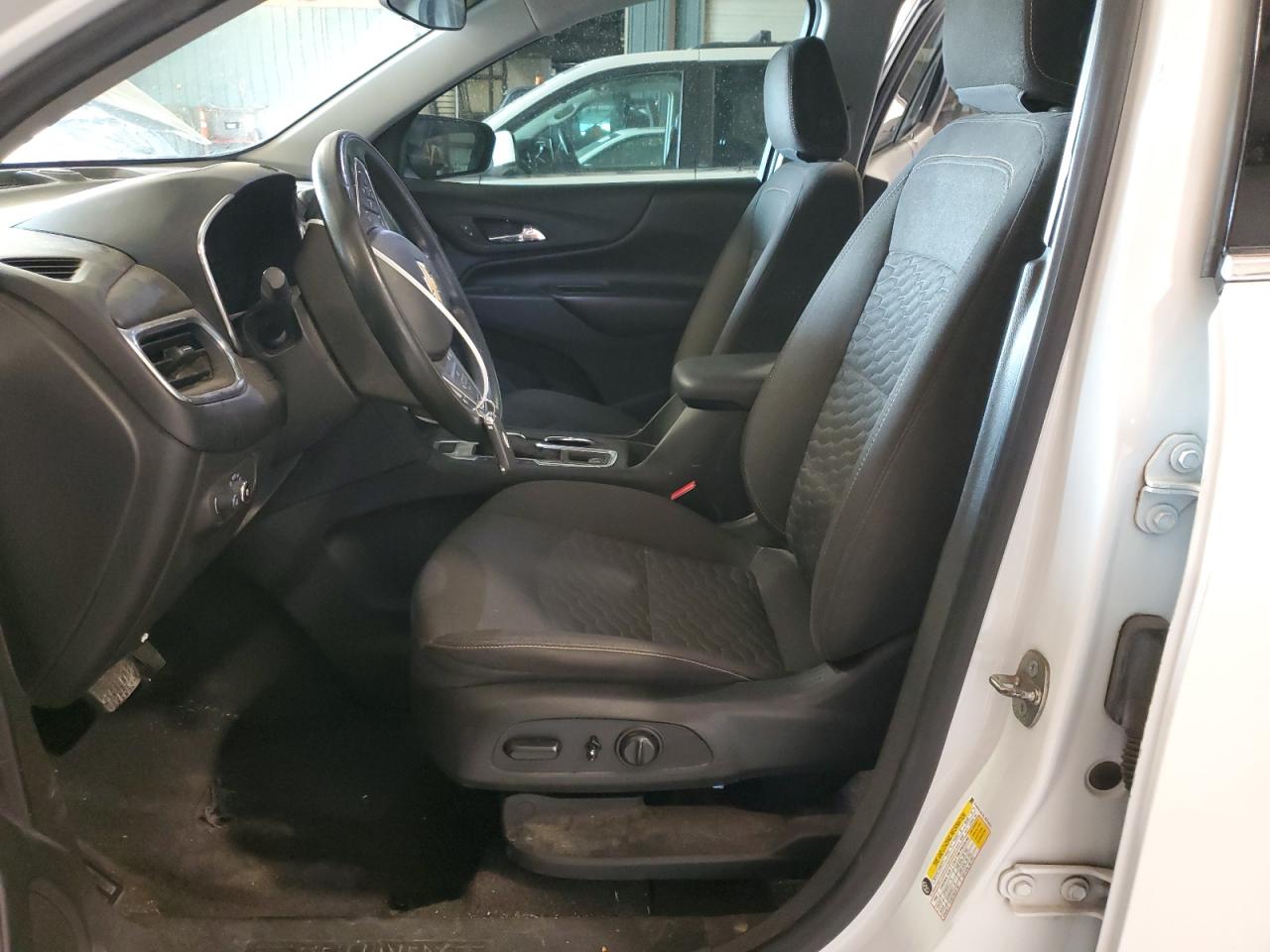 2020 Chevrolet Equinox Lt VIN: 3GNAXUEV2LS533631 Lot: 82335455