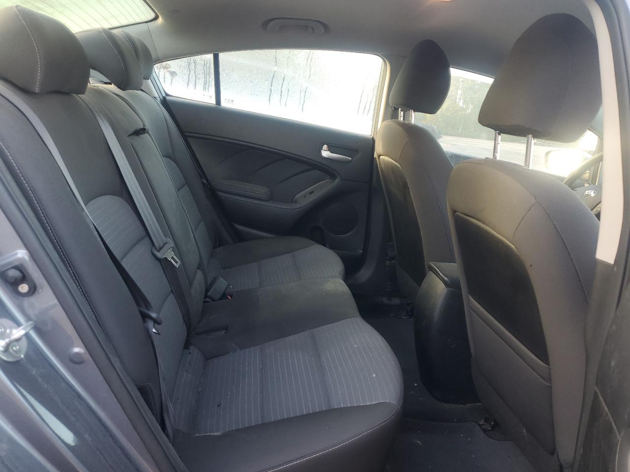 2018 Kia Forte Lx VIN: 3KPFL4A70JE274652 Lot: 84072975